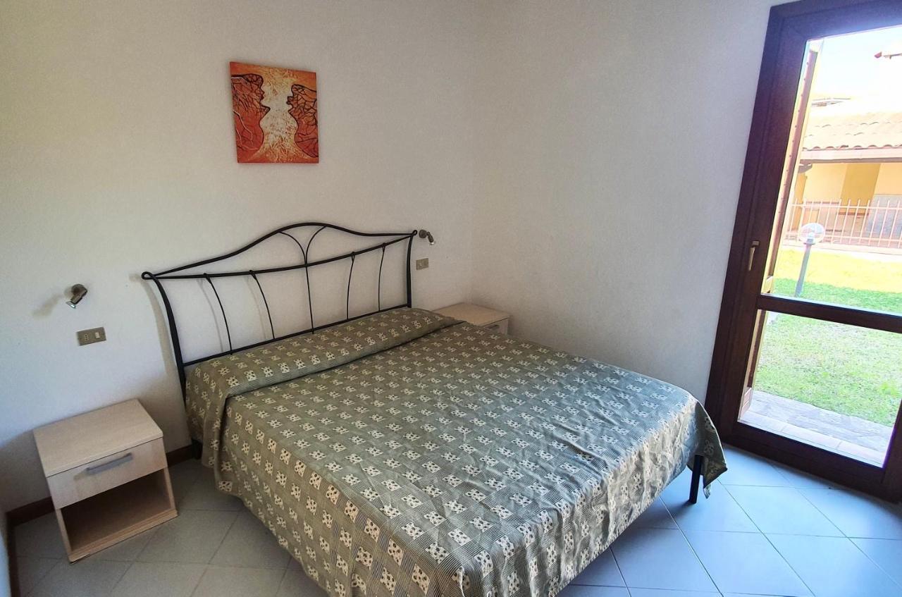 Iss Travel, Le Carrube Two Bedrooms Apartments With Air Conditioning San Teodoro  Exterior photo