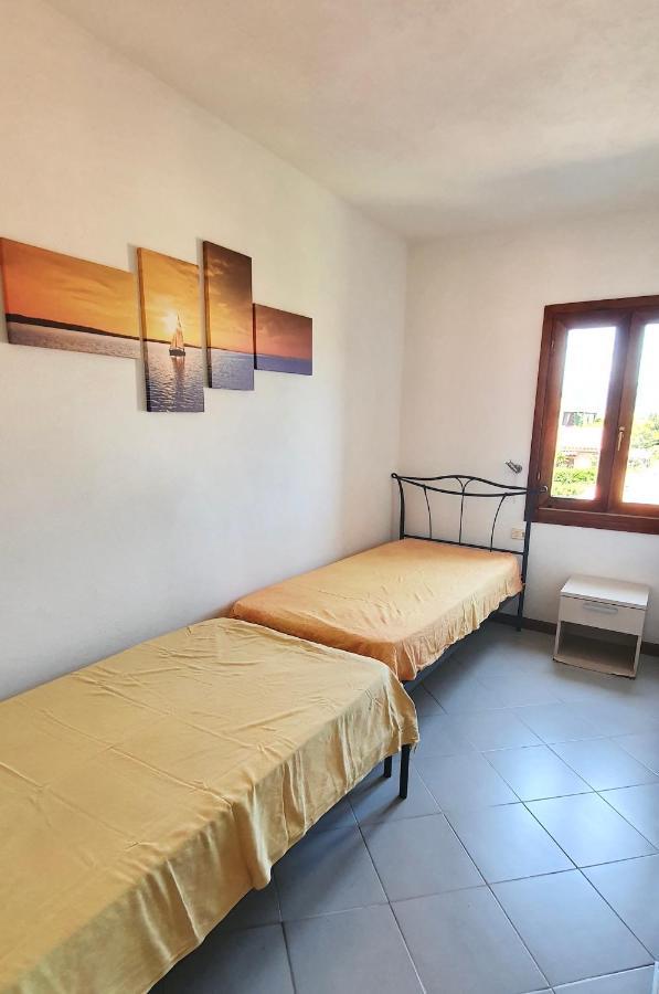 Iss Travel, Le Carrube Two Bedrooms Apartments With Air Conditioning San Teodoro  Exterior photo